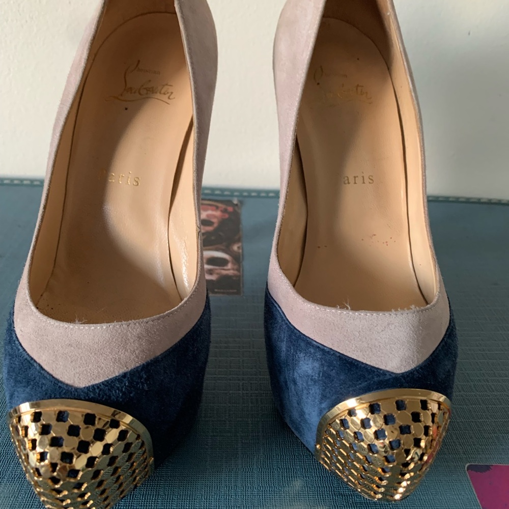 Christian Louboutin Metal point platform heel